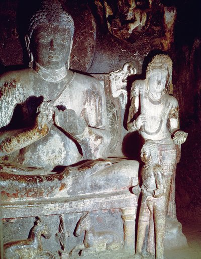 Bouddha assis faisant le premier geste d