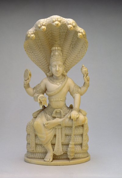 Vishnu, assis sur le serpent Sesha, tenant une coquille, une masse, un disque et un lotus - Indian School