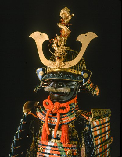 Samouraï - Armure de femme. Crête verticale, famille Ikeda, musée d