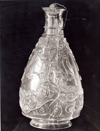 Aiguière avec des oiseaux du Trésor de Saint-Denis, égyptien, période fatimide, fin du 10e siècle - Islamic School
