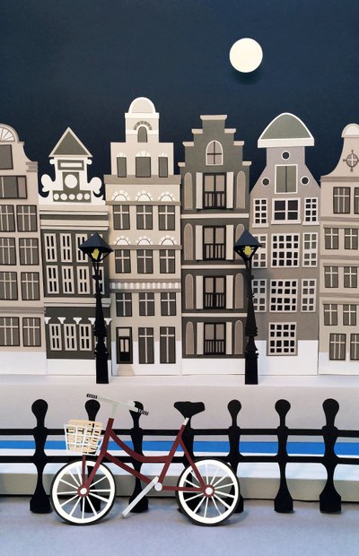 La ville dort, 2016 (papier) - Isobel Barber