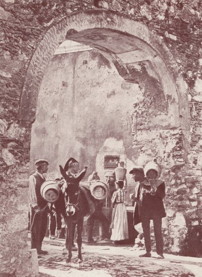 Sicile : Une ancienne porte, Taormina (photo n/b) - Italian Photographer