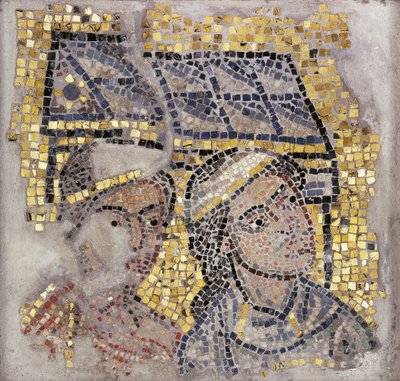 Panneau de mosaïque avec deux têtes et un bâtiment en arrière-plan - Italian School