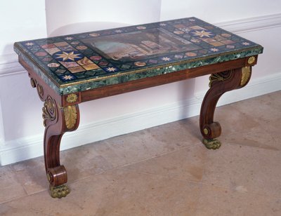 Plateau de table représentant le Colisée, d