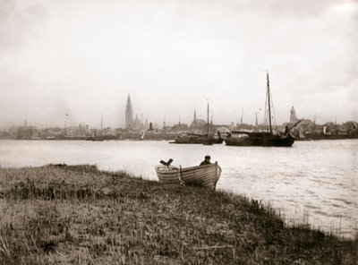 Barque à rames près d
