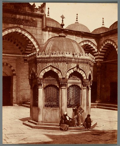 « Fontaine dans la cour de la Yeni Cami » - James Robertson