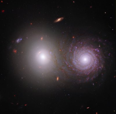 Poussière interstellaire dans une paire galactique - James Webb Space Telescope (NASA)