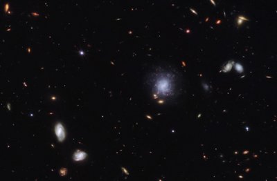 Kilonova et galaxie hôte - James Webb Space Telescope (NASA)