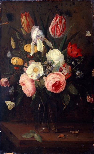 Roses, tulipes et autres fleurs dans un vase en verre, avec des insectes, sur une table - Jan van Kessel