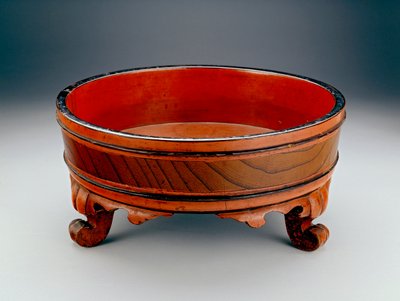 Bassin utilisé pour une cérémonie de lavage des mains bouddhiste, 1345 ou 1406 - Japanese School