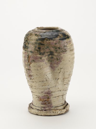 Vase en style Oribe, probablement en céramique de Seto 1800-80 - Japanese School