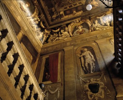 Architecture baroque : escalier peint en trompe-l