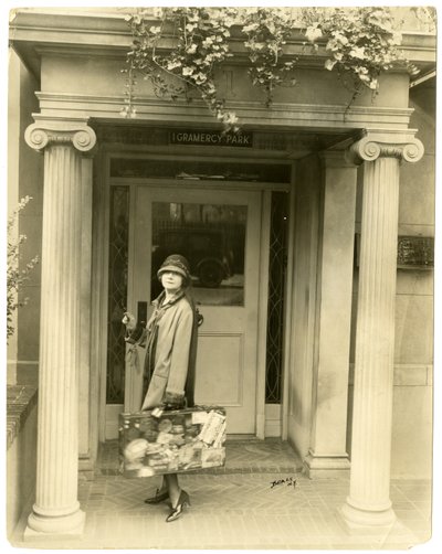 Mabel Herbert Urner, auteur de Helen & Warren prêts pour un voyage en Europe, c.1905-40 - Jessie Tarbox Beals