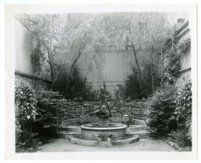 fontaine de jardin, c.1905-40 - Jessie Tarbox Beals