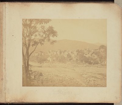 Rajaori. Sur la route de Poonch à Srinaggar - John Edward Saché