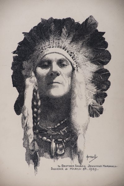 Autoportrait avec coiffe indienne, 8 mars 1939 (plume et encre sur carton) - John Hassall