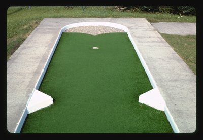 Trou de la trappe à cailloux, Jekyll Island Mini Golf I, Jekyll Island, Georgia, USA - John Margolies