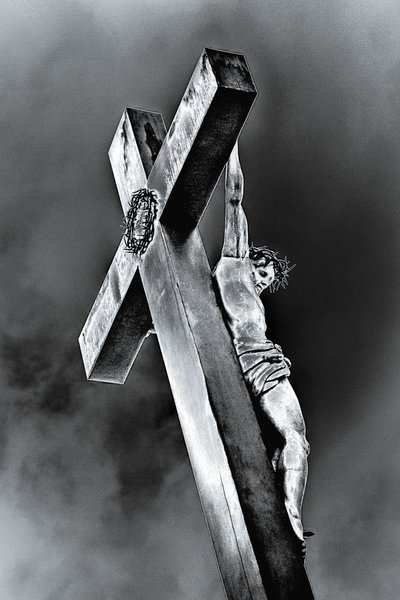 Crucifixion au Palais des papes, 2015 (photographie repeinte) - Joy Lions