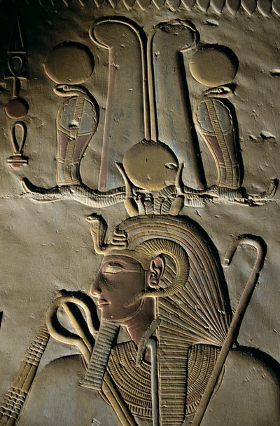 Relief du temple de Seti I à Abydos, Égypte, Abydos; sculpture; figure; Seti; dieu; couronne... - Kenneth Garrett