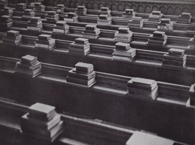Livres dans la chapelle, Eton - Laszlo Moholy Nagy