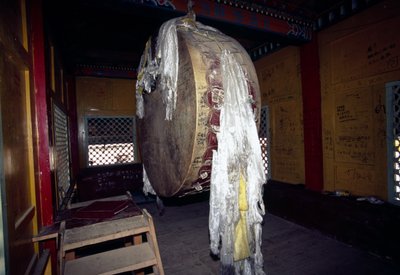 Roue de prière au monastère de Ganden Sumtseling à Shangri-La, également connu sous le nom de Zhongdian ou Gyalthang, Yunnan, Chine - Unbekannt Unbekannt