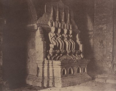 N° 23 : Pugahm Myo [Païen]. Figures de la pagode Damayangyee [Dhamma-yan-gyi]. - Linnaeus Tripe