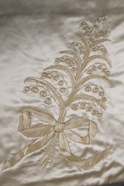 Robe de mariée (détail) - Lucy Christiana Lady Duff Gordon