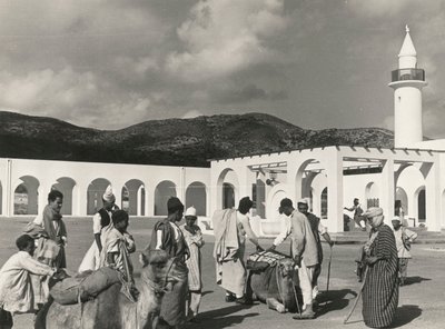 Scènes de la vie urbaine dans le village agricole Muslim El Fager Al Fajr ou Dawn, Benghazi, Cyrénaïque - Luigi Leoni