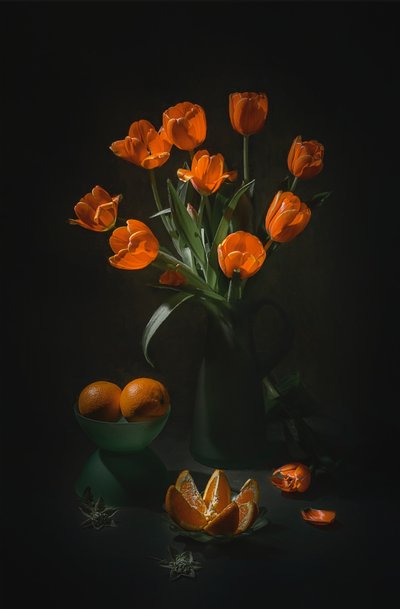 Nature morte aux tulipes orange - Lydia Jacobs