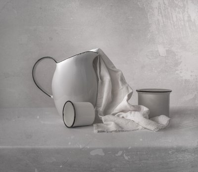 Pichet et tasses en émail - Margareth Perfoncio