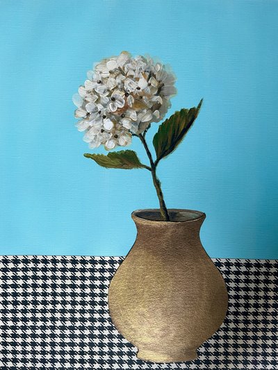 Vase doré à motifs floraux blancs - Marina Kozyr