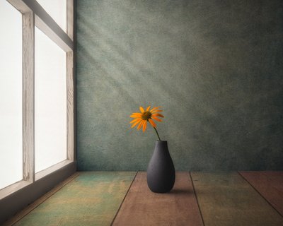 Nature morte aux fleurs dorées - Marko Klavs