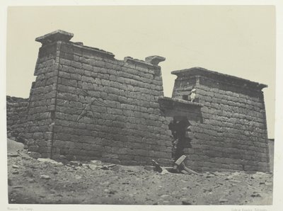 Hémi-Spéos De Séboua, Pylônes; Nubie, plate 98 from the album "Egypte, Nubie, Palestine et Syrie" (1852) - Maxime Du Camp