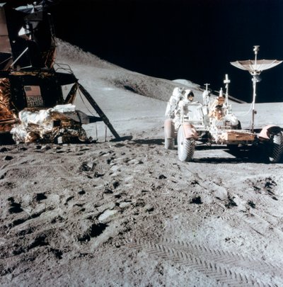 James Irwin 1930-1991 avec le véhicule lunaire pendant Apollo 15, 1971 - NASA Images