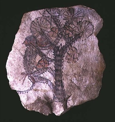 Ostracon représentant un singe grimpant à un arbre - New Kingdom Egyptian