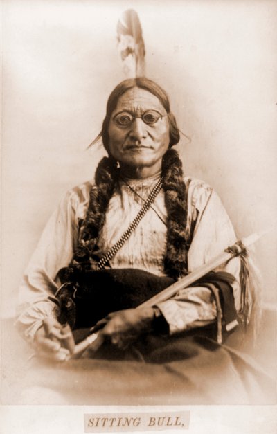 Portrait de Sitting Bull avec calumet - Orlando Scott Goff