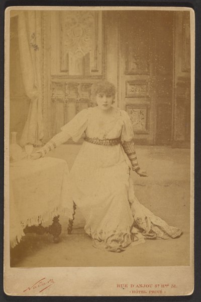Sarah Bernhardt als Floria in La Tosca - Paul Nadar