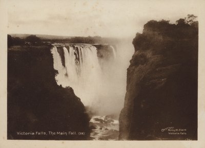 Chutes Victoria, La Grande Chute (photo n/b) - Percy M. Clark