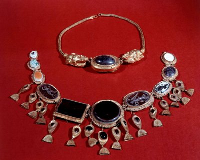 Art persan : deux colliers en or, période Parthe, 3ème siècle après J.-C. - Persian
