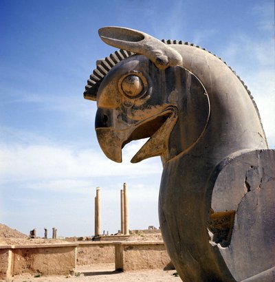 Un griffon, créature légendaire mi-aigle, mi-lion. Colonne de l