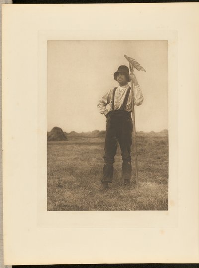 Faneuse avec râteau. [Norfolk.] - Peter Henry Emerson