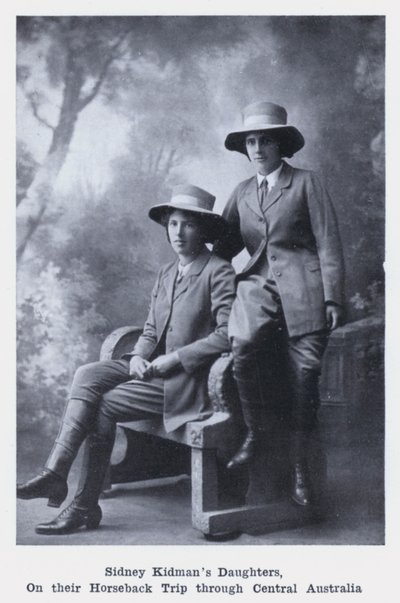 Les filles de Sidney Kidman, lors de leur voyage à cheval à travers l