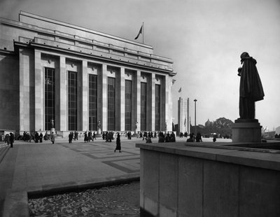 Esplanade du Trocadéro à Paris - Photographer French