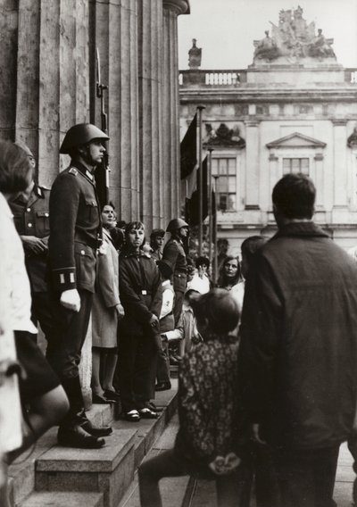 Au Mémorial des victimes du fascisme et du militarisme, les soldats de l