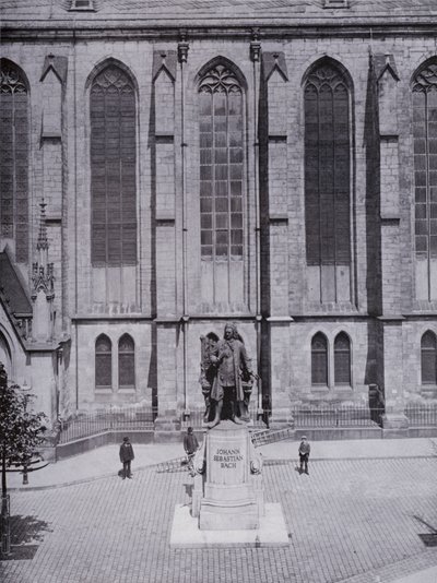 Leipzig : Thomaskirche avec monument de Bach - Photographer German