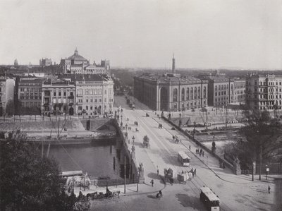 Pont Moltke et bâtiment de l