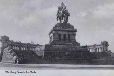 Monument à l