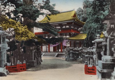 Japon, vers 1912 : Temple Shinto Kasuga fondé en 767, à Nara, près de Kyoto - Photographer Japanese