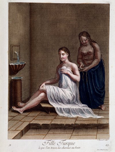 Fille turque à qui on tresse les cheveux dans le bain - dans « Collection de 100 estampes représentant différentes nations du Levant en 1707 et 1708 » par ordre de M. de Ferriol, ambassadeur du roi à la Porte et mise à jour en 1712-13 par les soins de M. L - Pierre François Basan