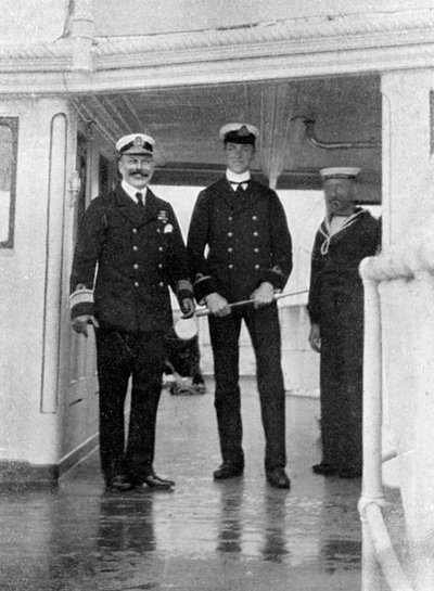 Commodore Sir Archibald Milne et son sous-lieutenant, Pipon, 1908 - Queen Alexandra